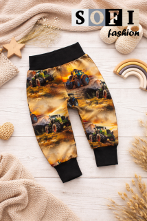 Dětské tepláčky - traktory na poli obilí