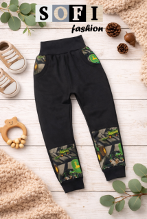 Dětské tepláky baggy s kapsami - černé/ john deere